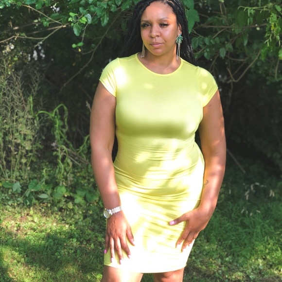 Yellow midi bodycon dress - Picture 2 of 2